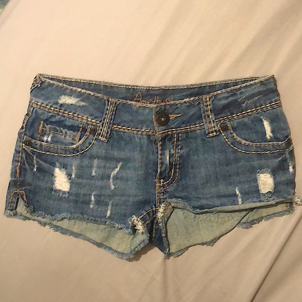Amethyst denim mini shorts size 3